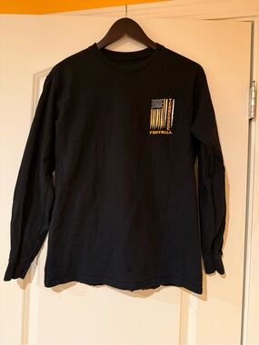 Men’s Black Long Sleeve Tennessee Football Shirt - Size Small
